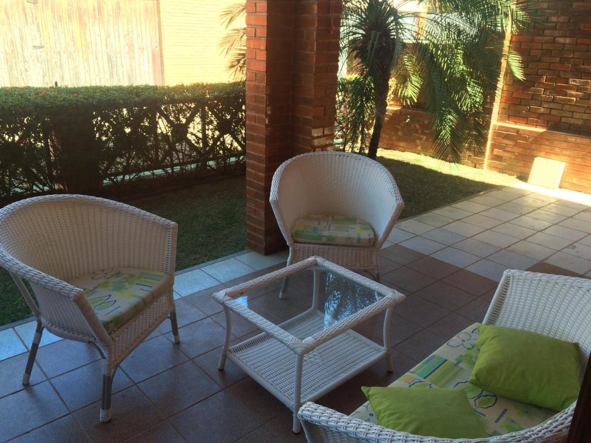 Linda Casa Porto Das Dunas: 4 Suites, Churrasqueira E Piscina Fortaleza  Bagian luar foto